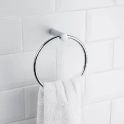 B&M Chrome Towel Ring